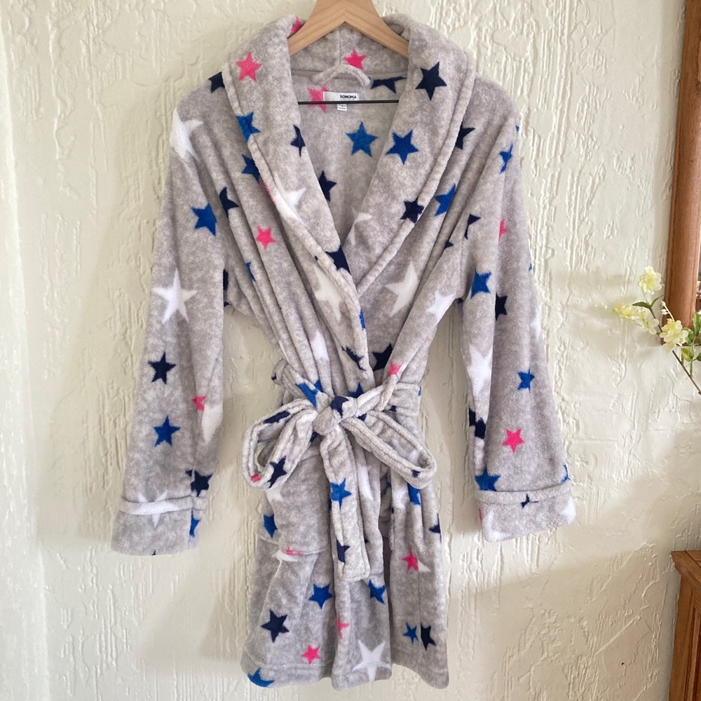 Sonoma Gray and Star Print Robe Size Small